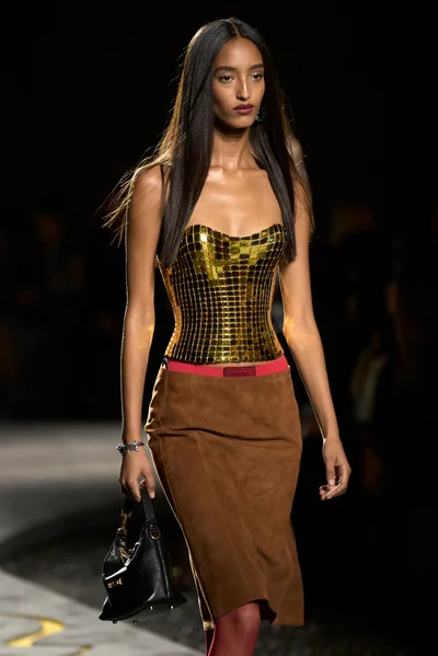 Look 30